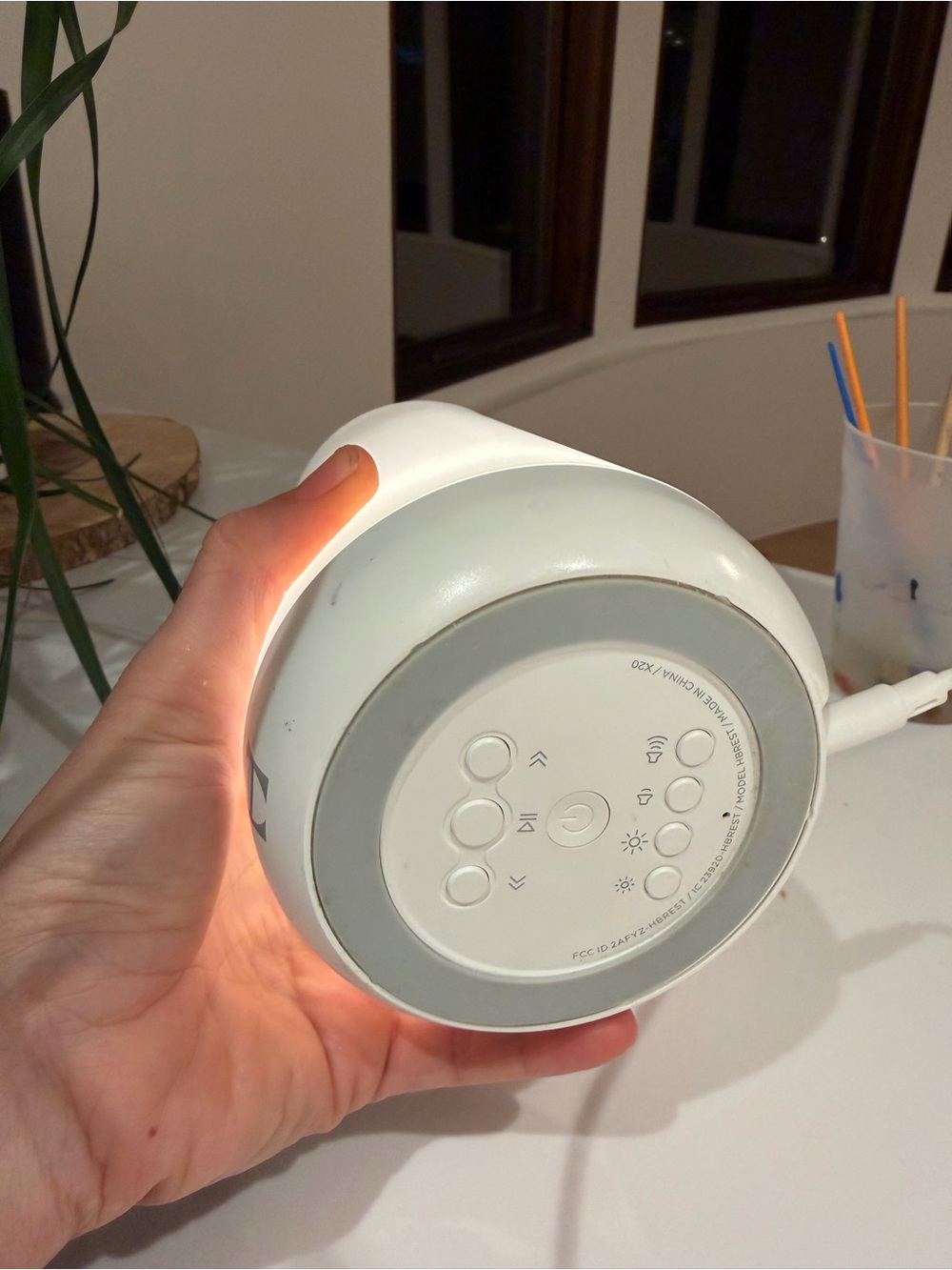 Hatch sound machine